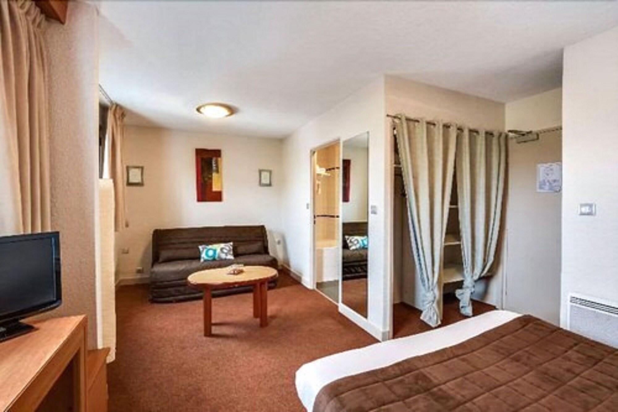 Brit Hotel Saint-Nazaire Centre Экстерьер фото