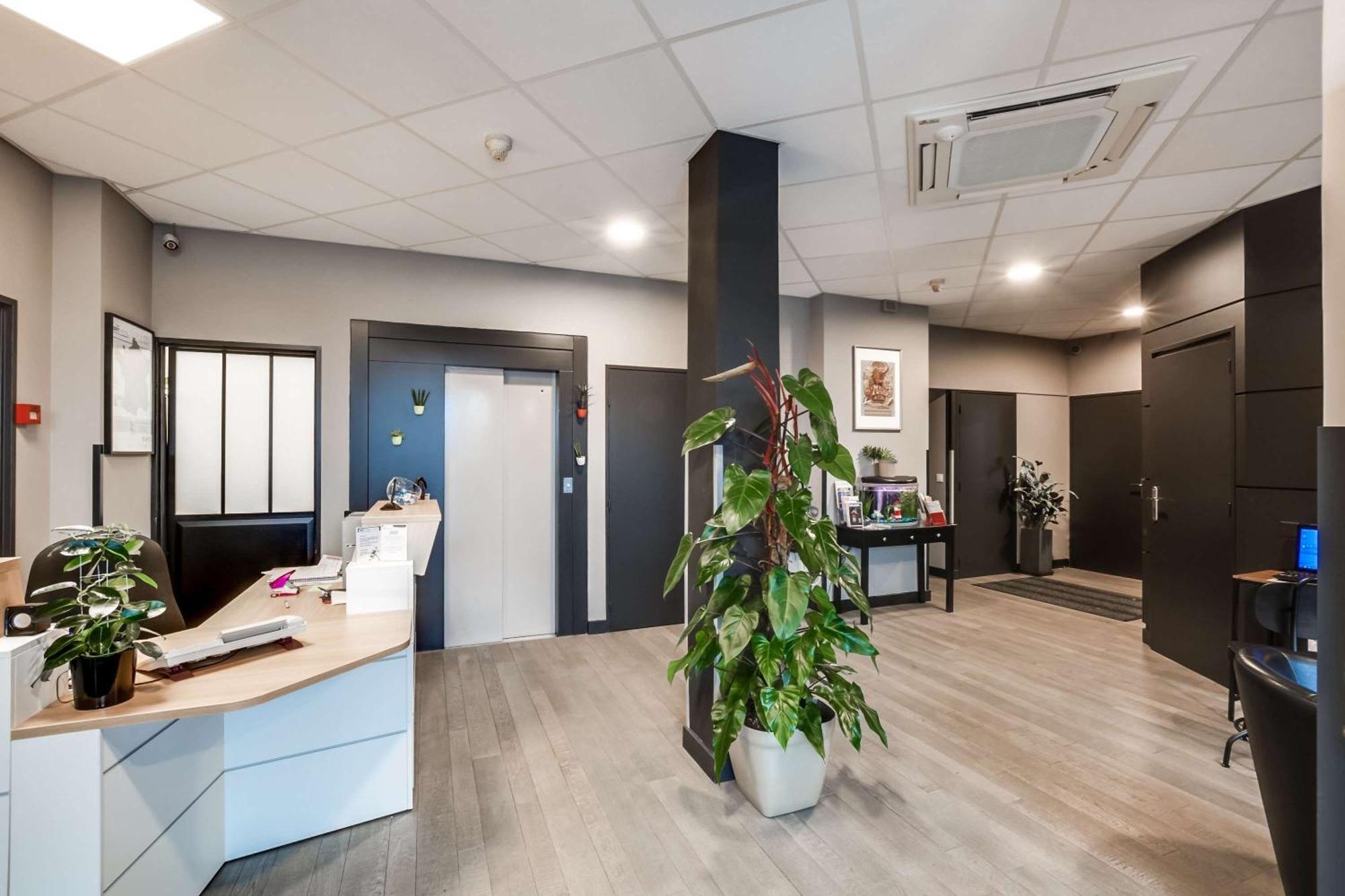 Brit Hotel Saint-Nazaire Centre Экстерьер фото